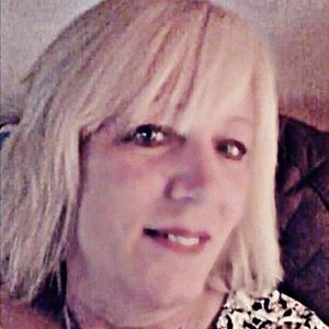 Meet your Posher, Frances e hunt